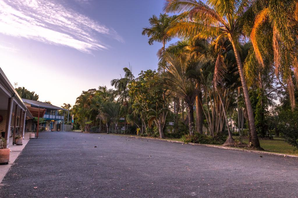 Tin Can Bay Motel Exterior foto